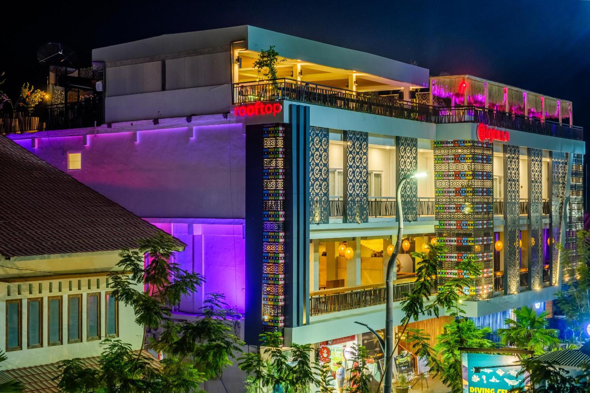 Dejavu 2.0 Hotel Bajo Komodo ลาบวนบาโจ ภายนอก รูปภาพ