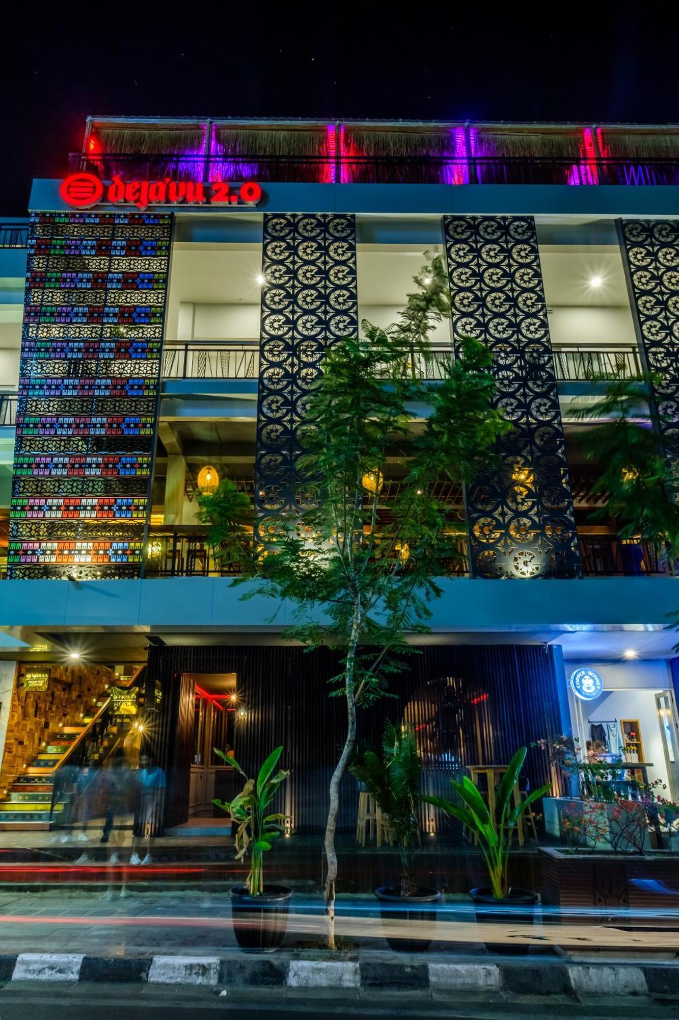 Dejavu 2.0 Hotel Bajo Komodo ลาบวนบาโจ ภายนอก รูปภาพ