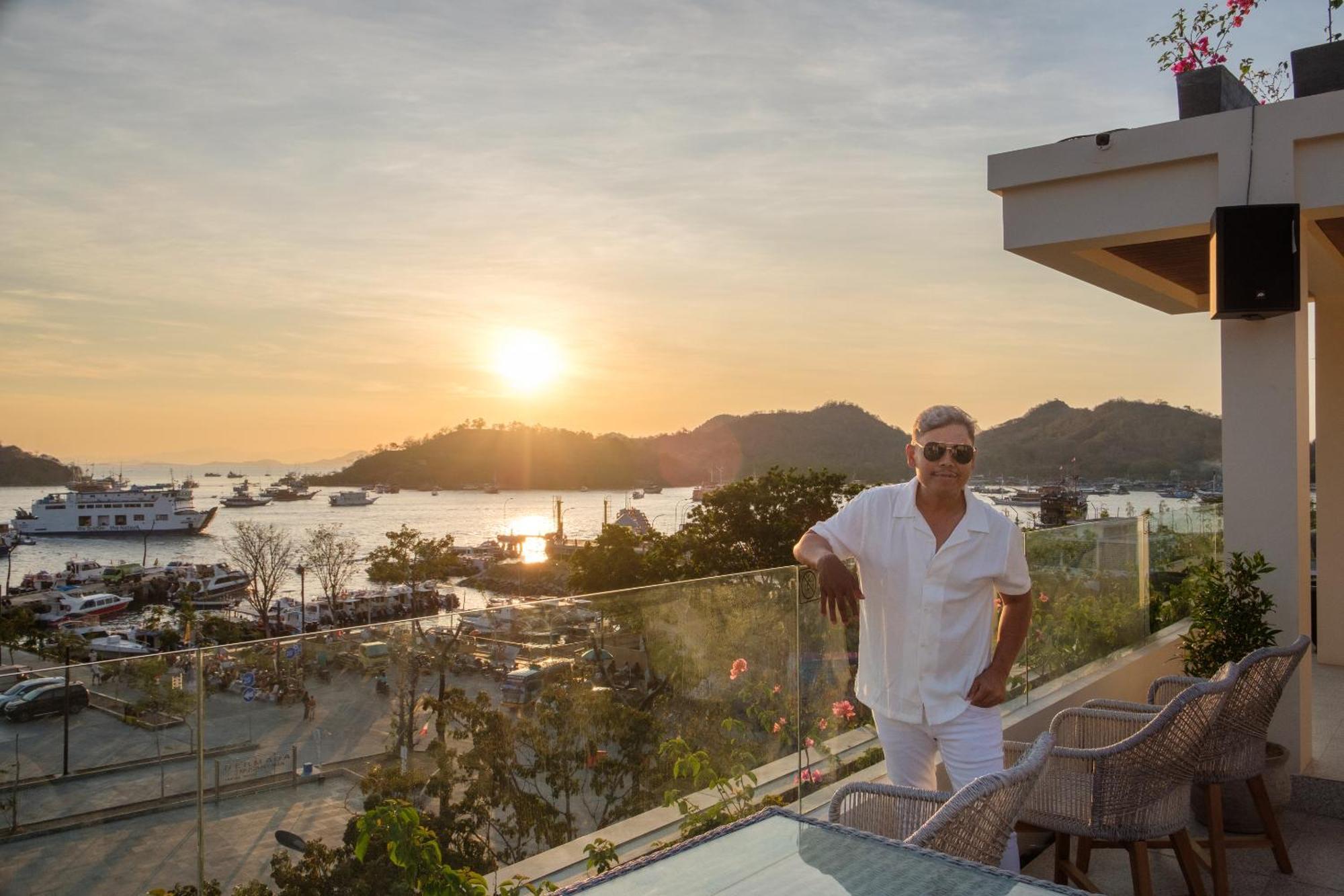 Dejavu 2.0 Hotel Bajo Komodo ลาบวนบาโจ ภายนอก รูปภาพ